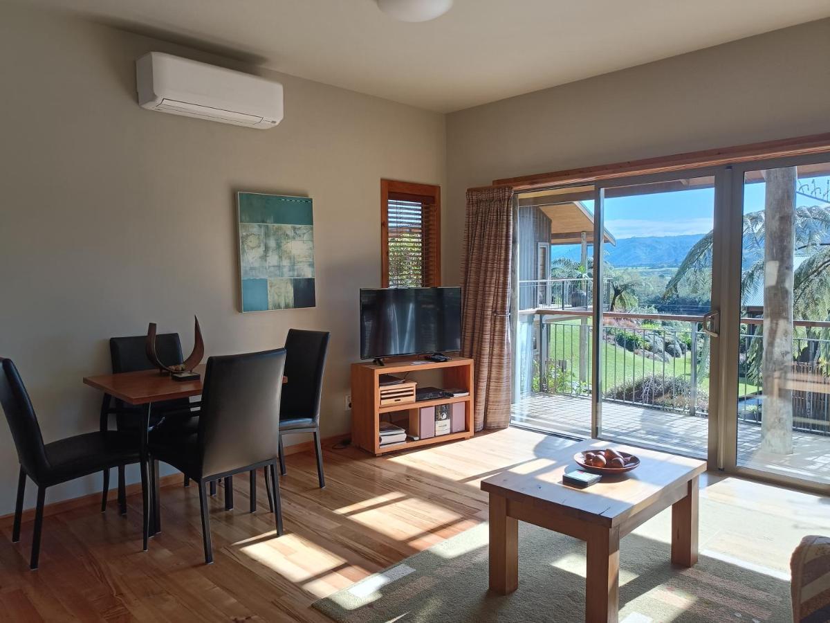 Riverstone Retreat Karamea Exterior foto